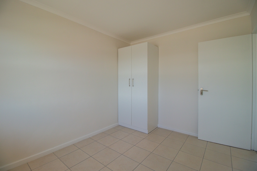 To Let 2 Bedroom Property for Rent in Stellendale Western Cape